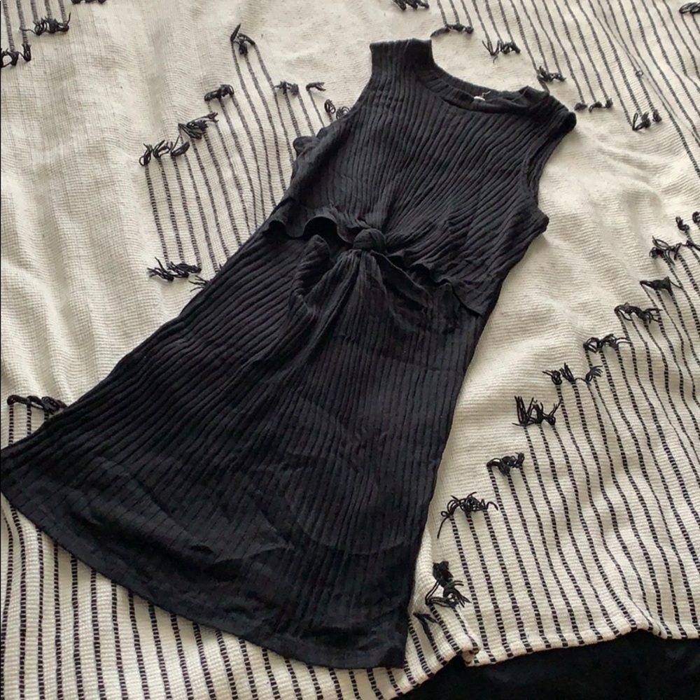 PACSUN DRESS WITH FRONT KNOT
